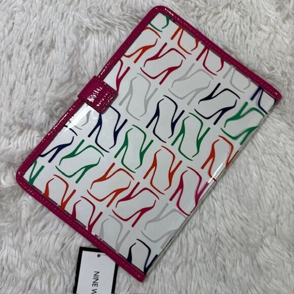 Nine West Stiletto Fuchsia Trim Snap Closure Stiletto Page Journal Planner - Picture 2 of 9